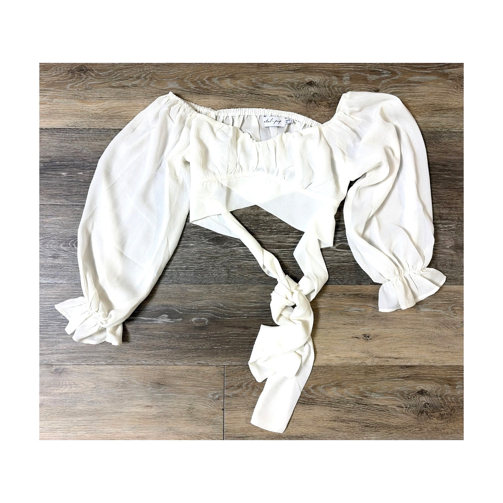 Petal & Pup Dimitri White Off Shoulder Crop Top Size 8 Puff Sleeve — image 2 of 6